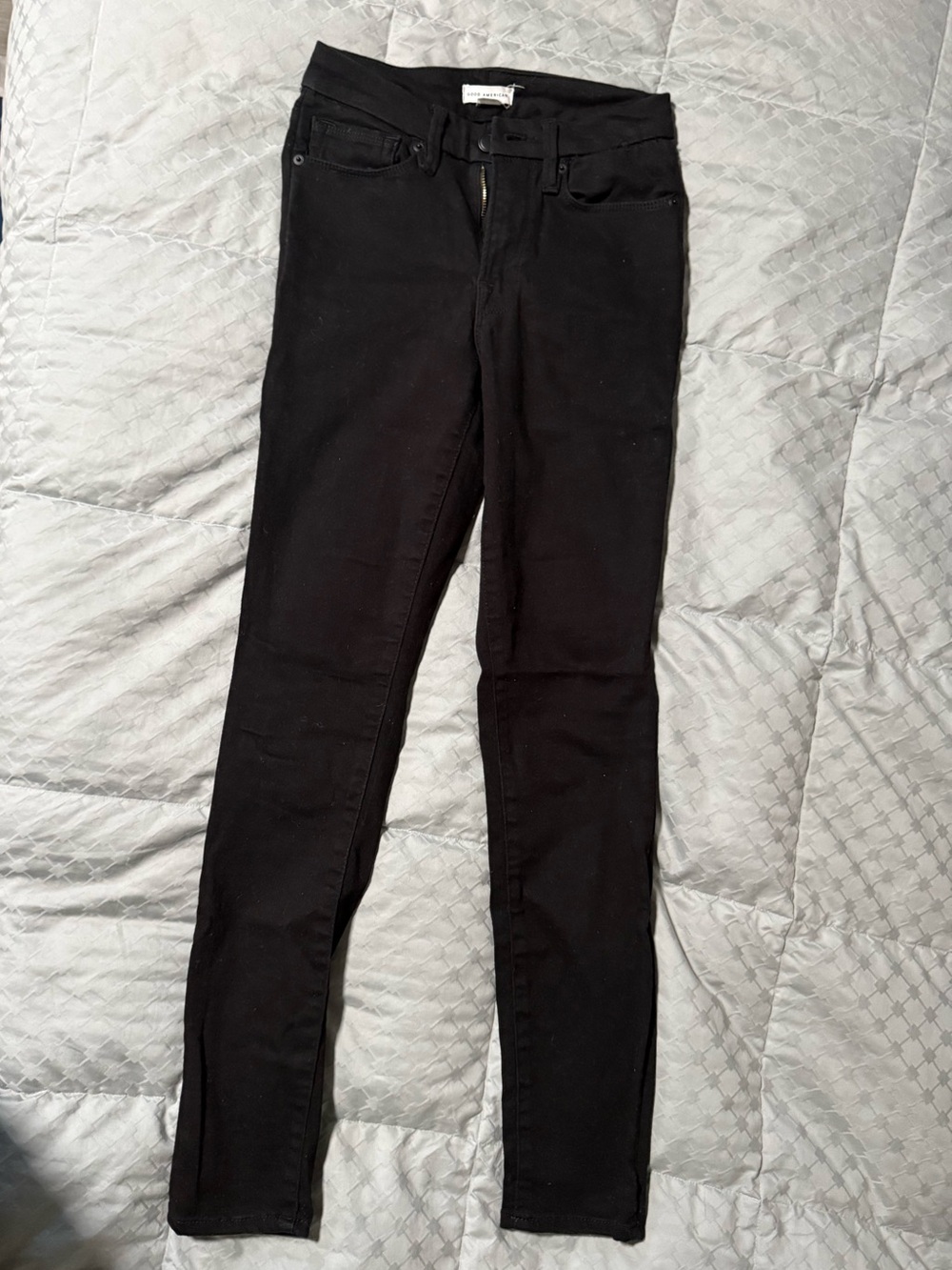 Good American Good Legs Skinny Jeans